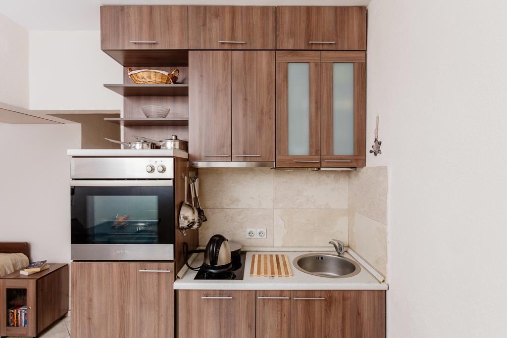 Celine'S Place By The Sea Kotor Bagian luar foto