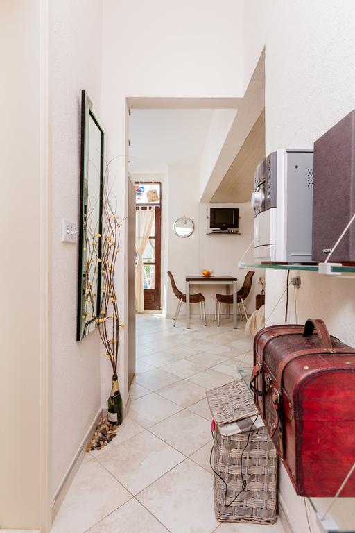 Celine'S Place By The Sea Kotor Bagian luar foto