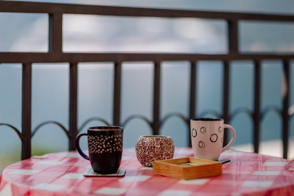 Celine'S Place By The Sea Kotor Bagian luar foto