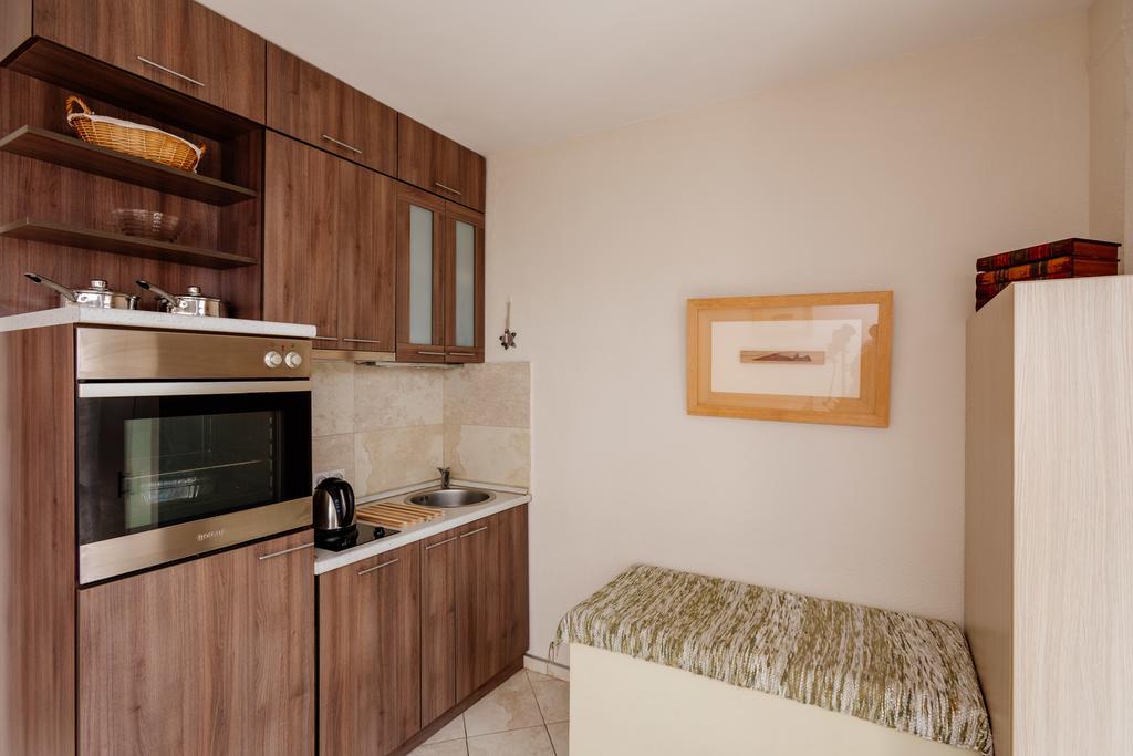 Celine'S Place By The Sea Kotor Bagian luar foto